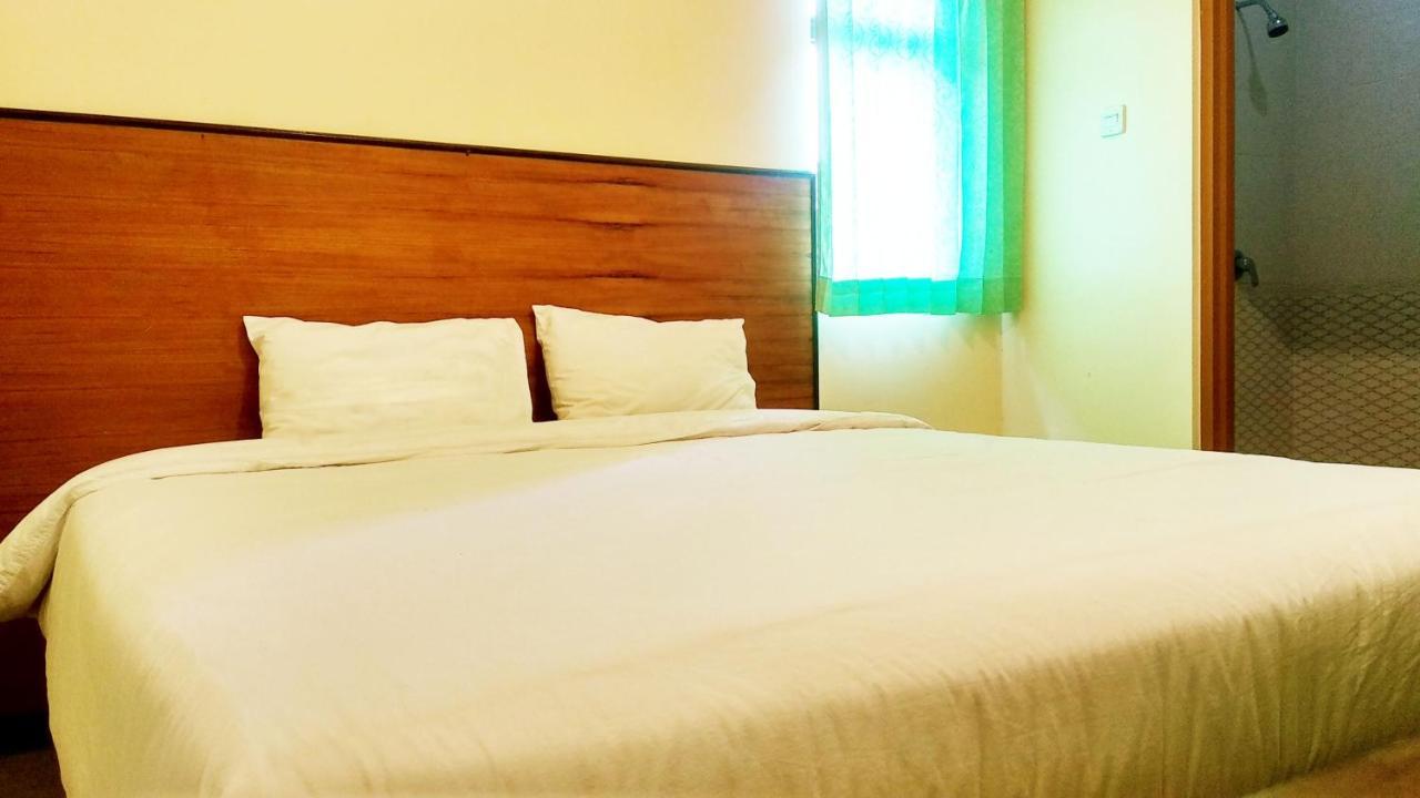 Hotel Pelangi Indah Semarang Exteriér fotografie
